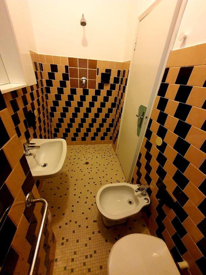 Hotel Aloha Чезенатико Екстериор снимка