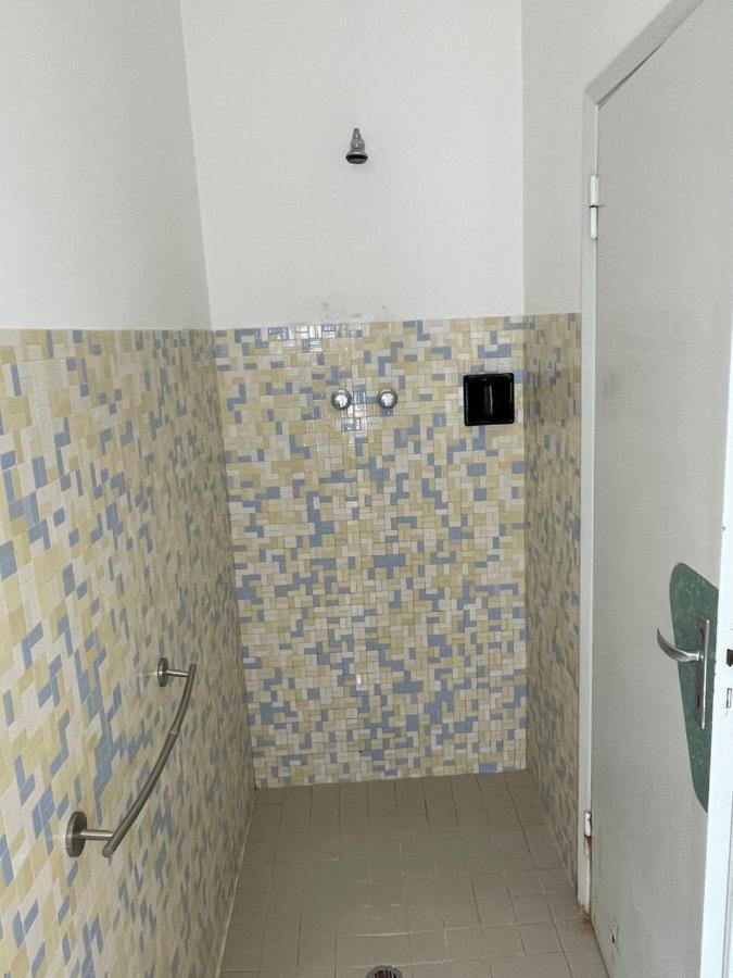 Hotel Aloha Чезенатико Екстериор снимка